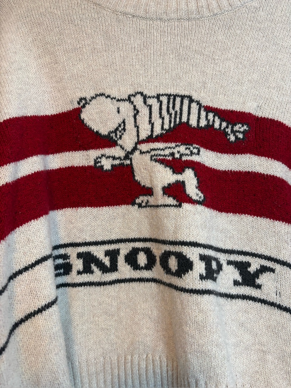 AE x Peanuts Snoopy Crew Neck
Sweater XL Holiday Christmas - Picture 6 of 13